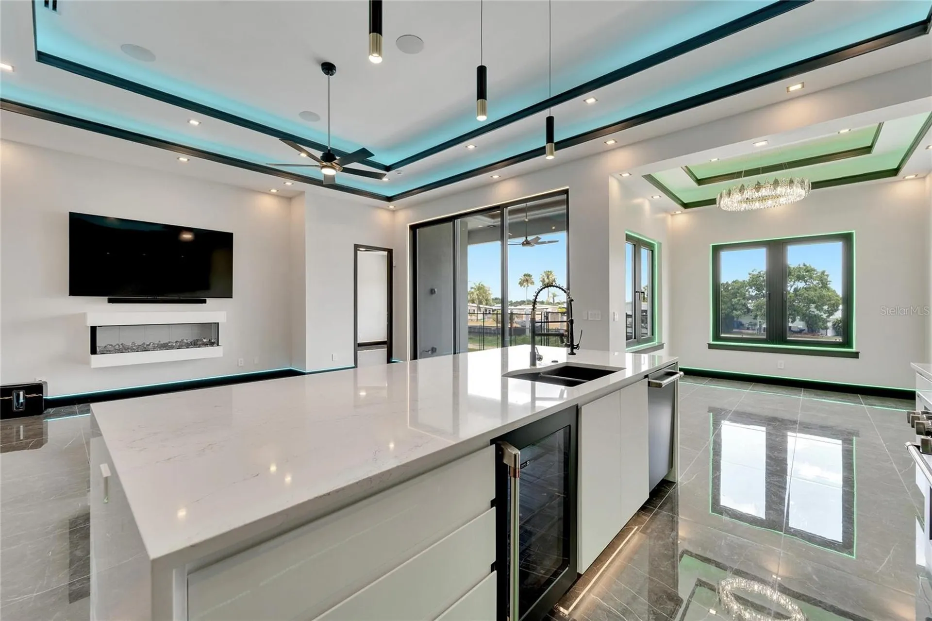 6540 Simone Shores Circle Apollo Beach FL 33572
