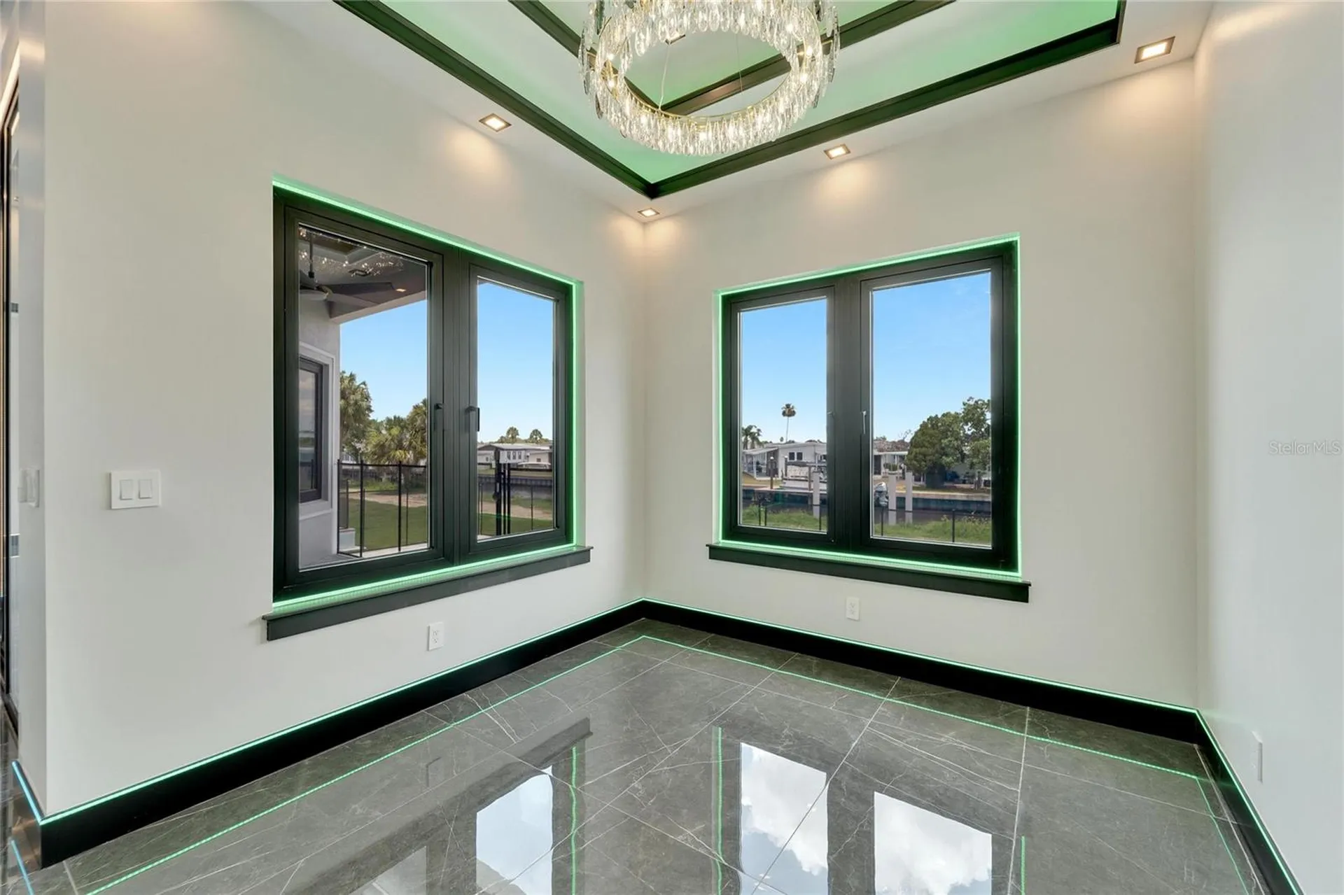 6540 Simone Shores Circle Apollo Beach FL 33572
