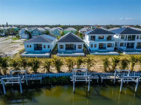 6540 Simone Shores Circle Apollo Beach FL 33572
