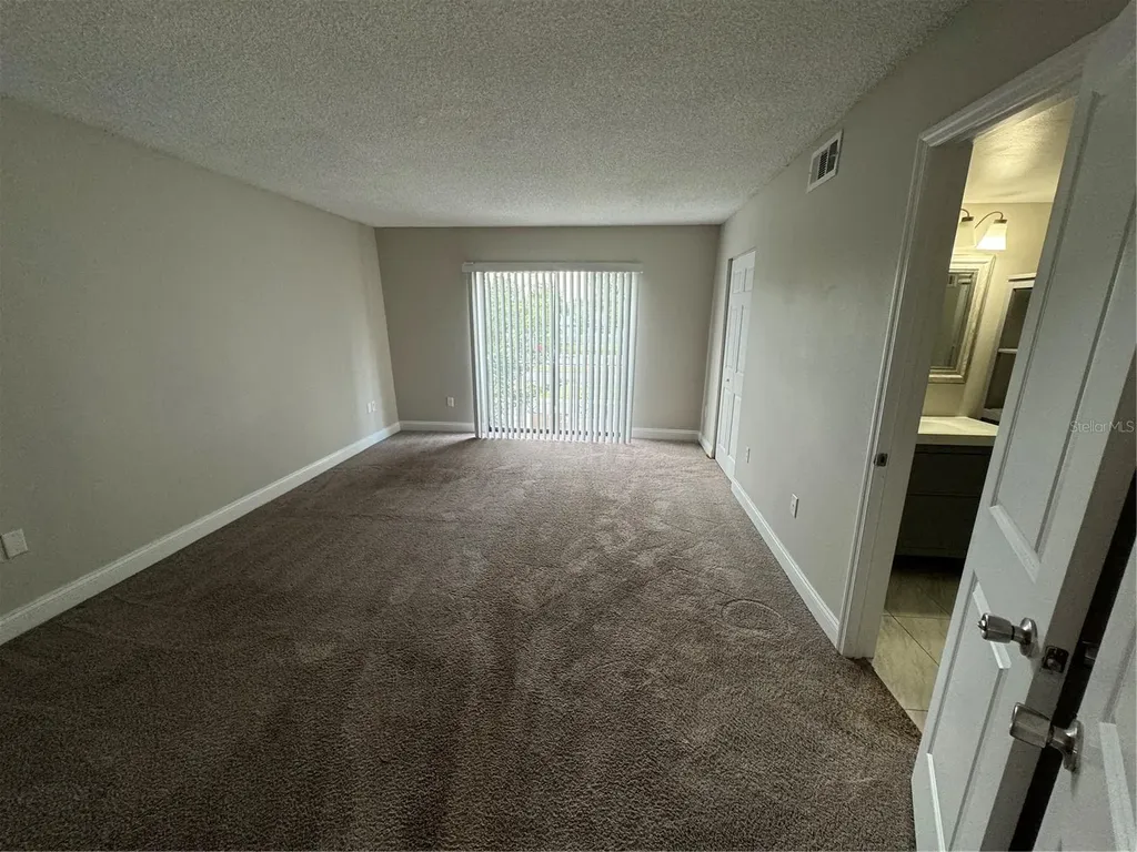6003 Village Circle Orlando FL 32822