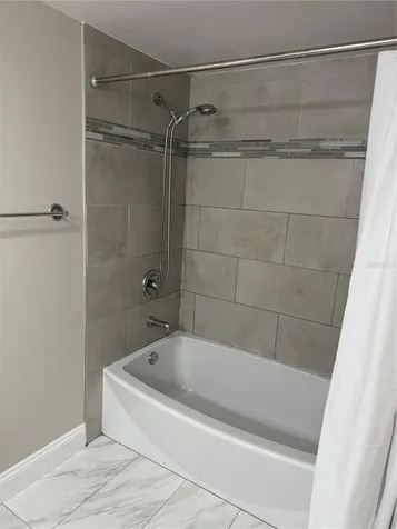 6003 Village Circle Orlando FL 32822