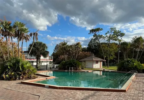 6003 Village Circle Orlando FL 32822