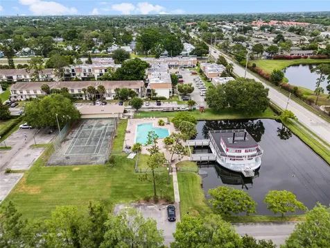6003 Village Circle Orlando FL 32822