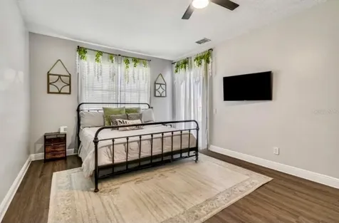 10805 Breaking Rocks Drive Tampa FL 33647