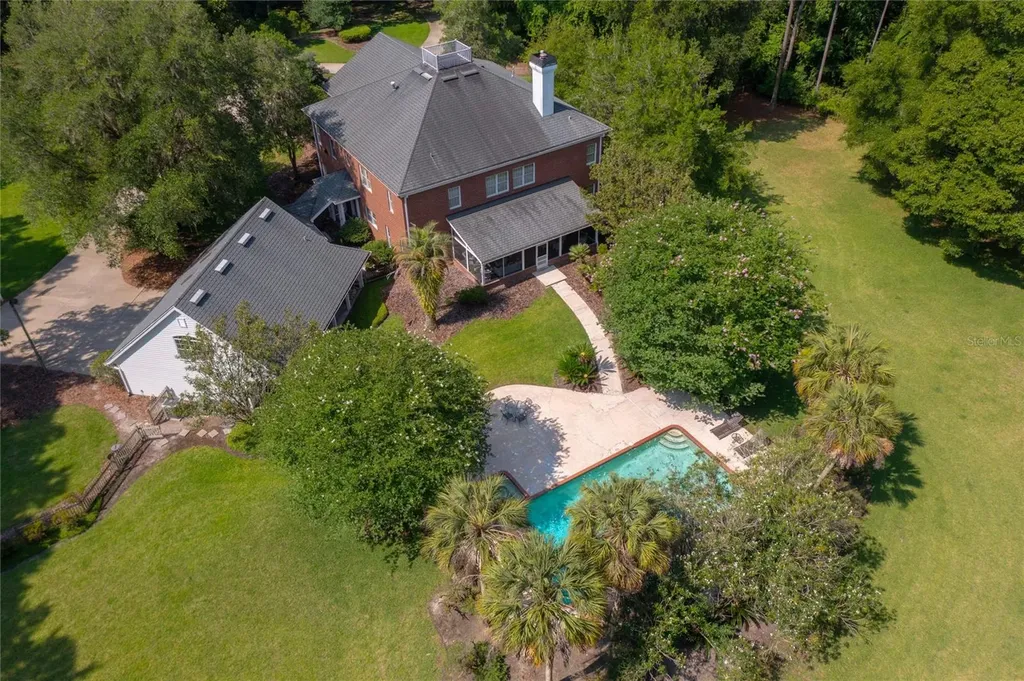 5928 NW 33rd Avenue Gainesville FL 32606