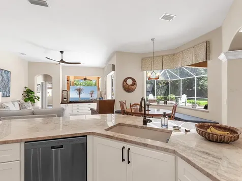 4910 Sabal Lake Circle Sarasota FL 34238