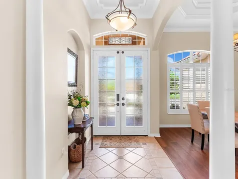 4910 Sabal Lake Circle Sarasota FL 34238