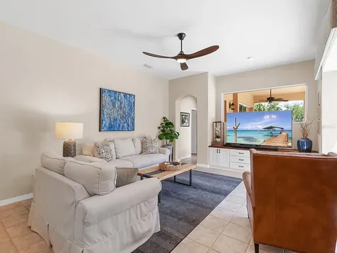 4910 Sabal Lake Circle Sarasota FL 34238