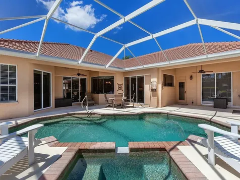 4910 Sabal Lake Circle Sarasota FL 34238