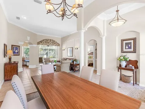 4910 Sabal Lake Circle Sarasota FL 34238
