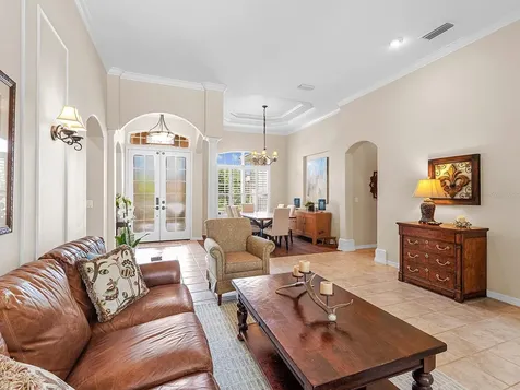 4910 Sabal Lake Circle Sarasota FL 34238