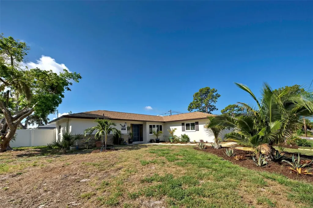 1041 S Venice Boulevard Venice FL 34293