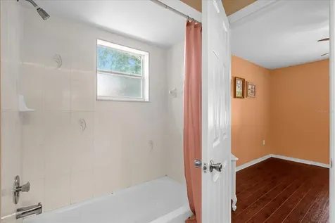 33917 Tara Wood Drive Leesburg FL 34788