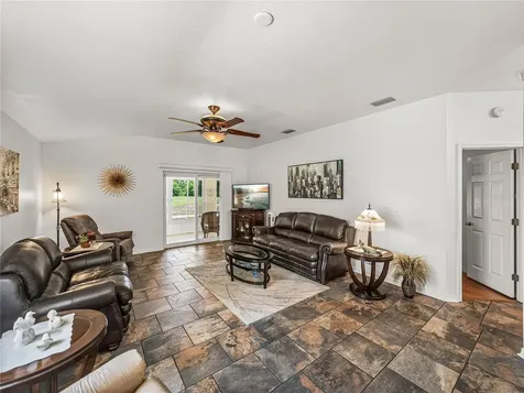 5840 Autumn Shire Drive Zephyrhills FL 33541