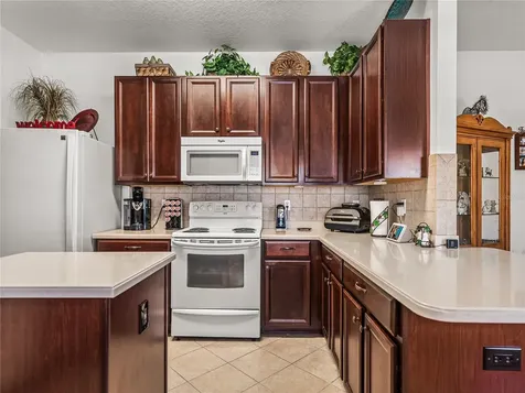 5840 Autumn Shire Drive Zephyrhills FL 33541