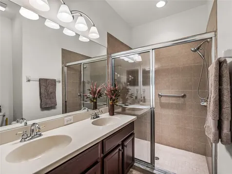 5840 Autumn Shire Drive Zephyrhills FL 33541