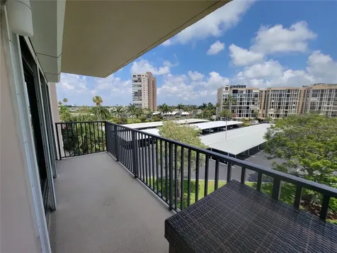 7600 Sun Island Drive S South Pasadena FL 33707