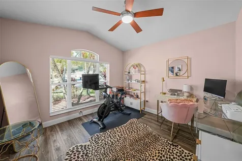 9976 Stockbridge Drive Tampa FL 33626