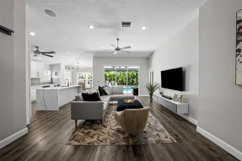 9976 Stockbridge Drive Tampa FL 33626