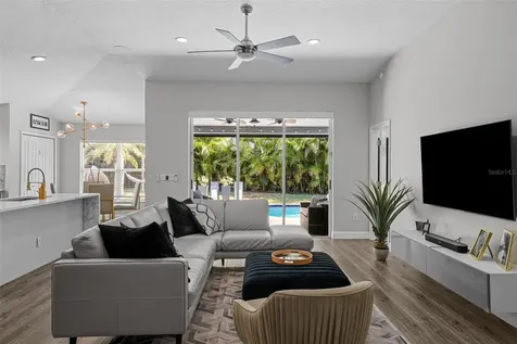 9976 Stockbridge Drive Tampa FL 33626