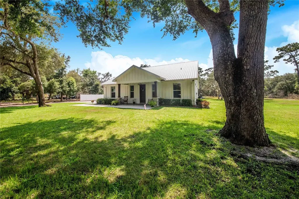 12510 Lake Hatchineha Road Haines City FL 33844