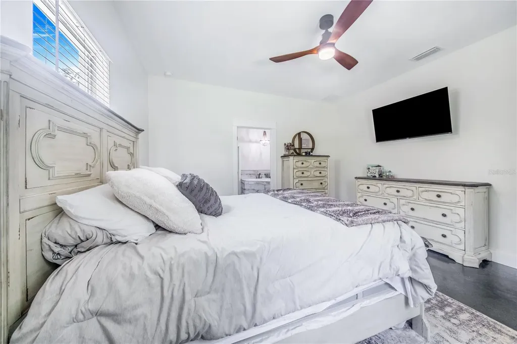 12510 Lake Hatchineha Road Haines City FL 33844