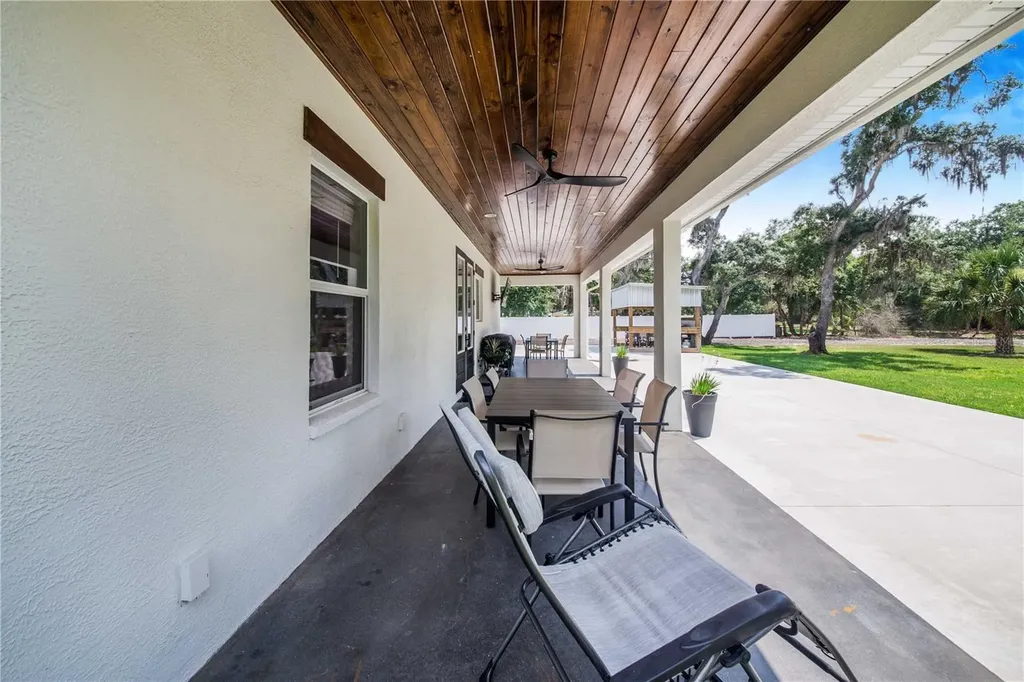 12510 Lake Hatchineha Road Haines City FL 33844