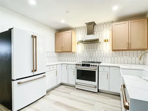 1820 70th Circle N St Petersburg FL 33702