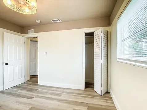1820 70th Circle N St Petersburg FL 33702