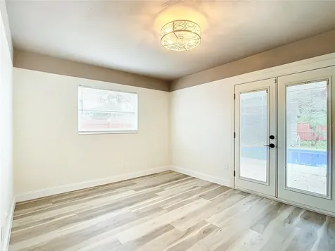 1820 70th Circle N St Petersburg FL 33702