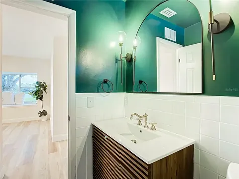 1820 70th Circle N St Petersburg FL 33702