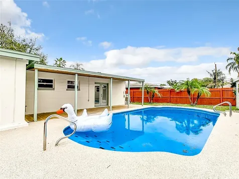 1820 70th Circle N St Petersburg FL 33702
