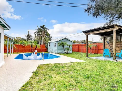 1820 70th Circle N St Petersburg FL 33702