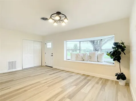 1820 70th Circle N St Petersburg FL 33702