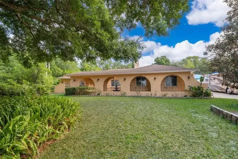 3201 Holliday Avenue Apopka FL 32703