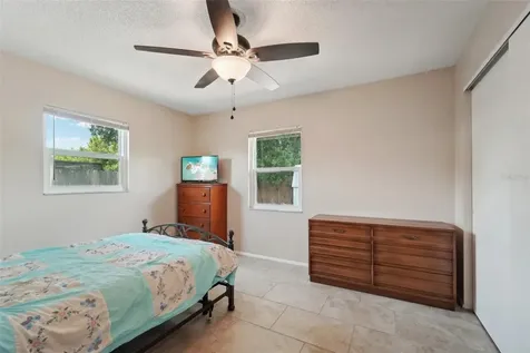111 67th Street E Bradenton FL 34208