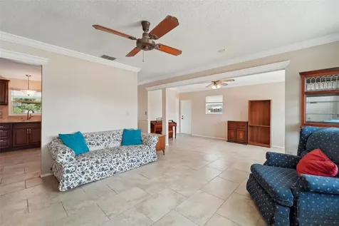 111 67th Street E Bradenton FL 34208