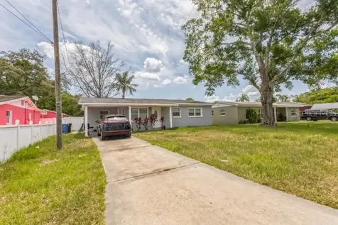 8611 Chinaberry Drive Tampa FL 33637