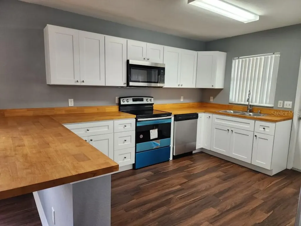 645 W 6th Street Lakeland FL 33805
