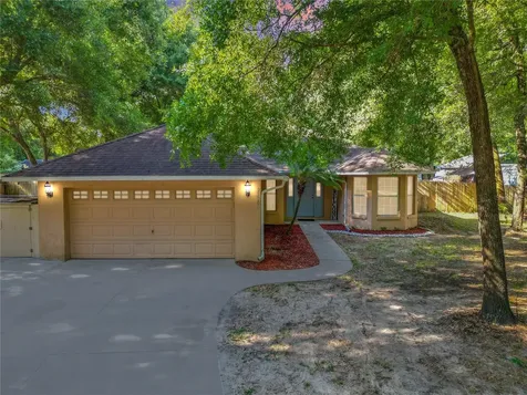 25804 Westmoreland Street Sorrento FL 32776