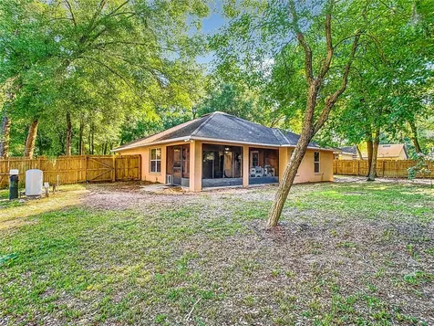 25804 Westmoreland Street Sorrento FL 32776