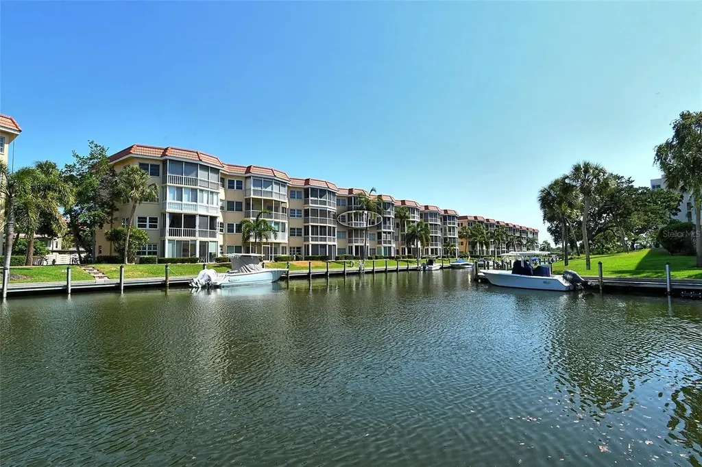 1300 N Portofino Drive Sarasota FL 34242