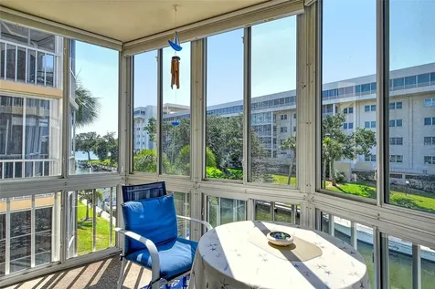 1300 N Portofino Drive Sarasota FL 34242