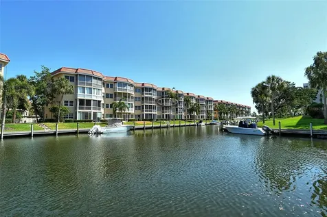 1300 N Portofino Drive Sarasota FL 34242