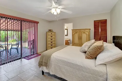 890 Glasgow Avenue Deltona FL 32738
