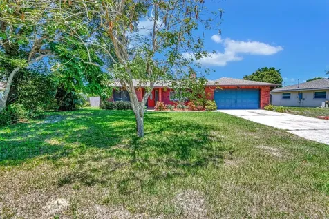 890 Glasgow Avenue Deltona FL 32738