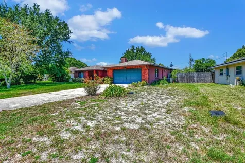 890 Glasgow Avenue Deltona FL 32738