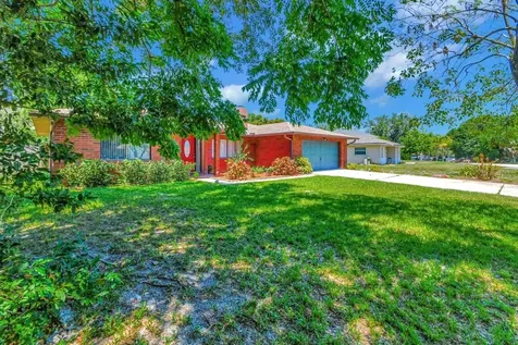 890 Glasgow Avenue Deltona FL 32738