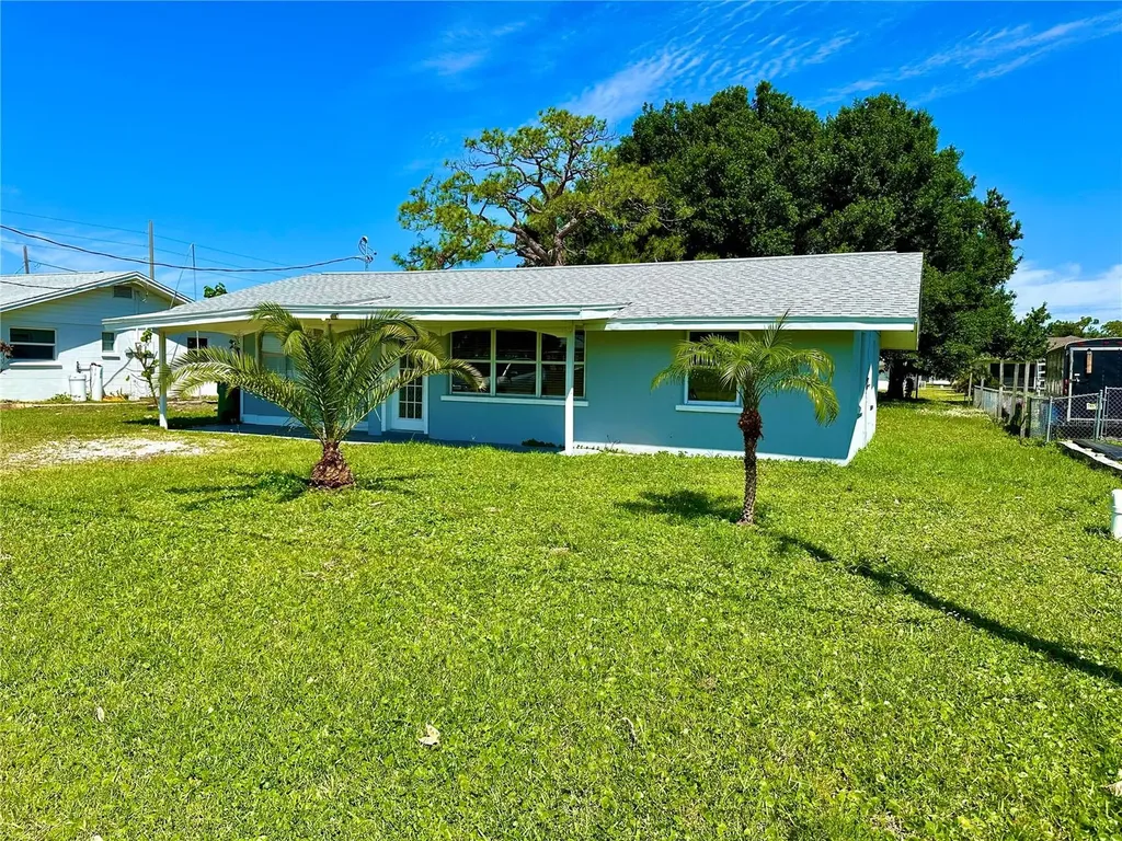 2024 Massachusetts Avenue Englewood FL 34224