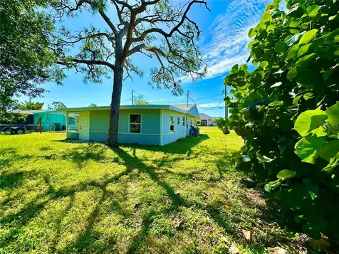 2024 Massachusetts Avenue Englewood FL 34224